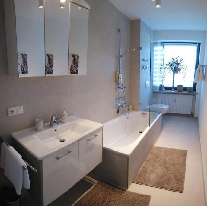 Wohnung Direkt Am Tegernsee Mit Xl-Terrasse 格门德蒂格斯 外观 照片